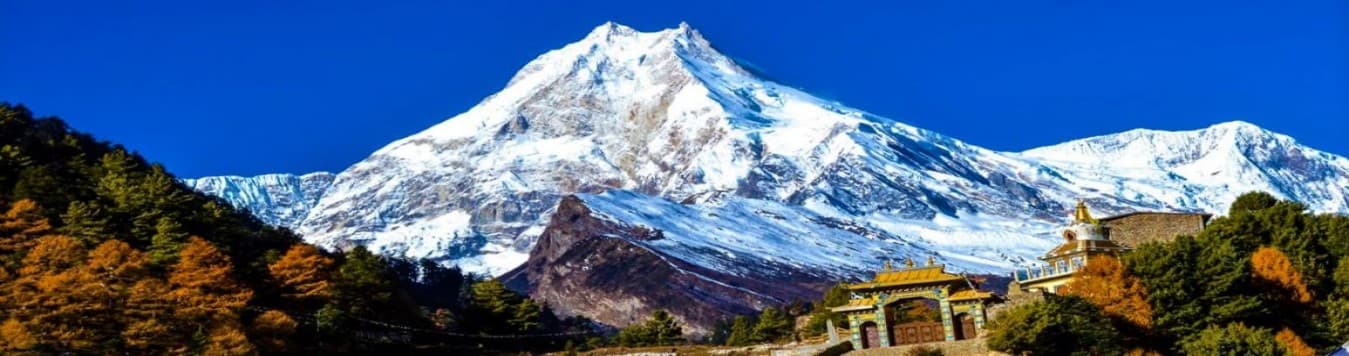 Manaslu region trekking